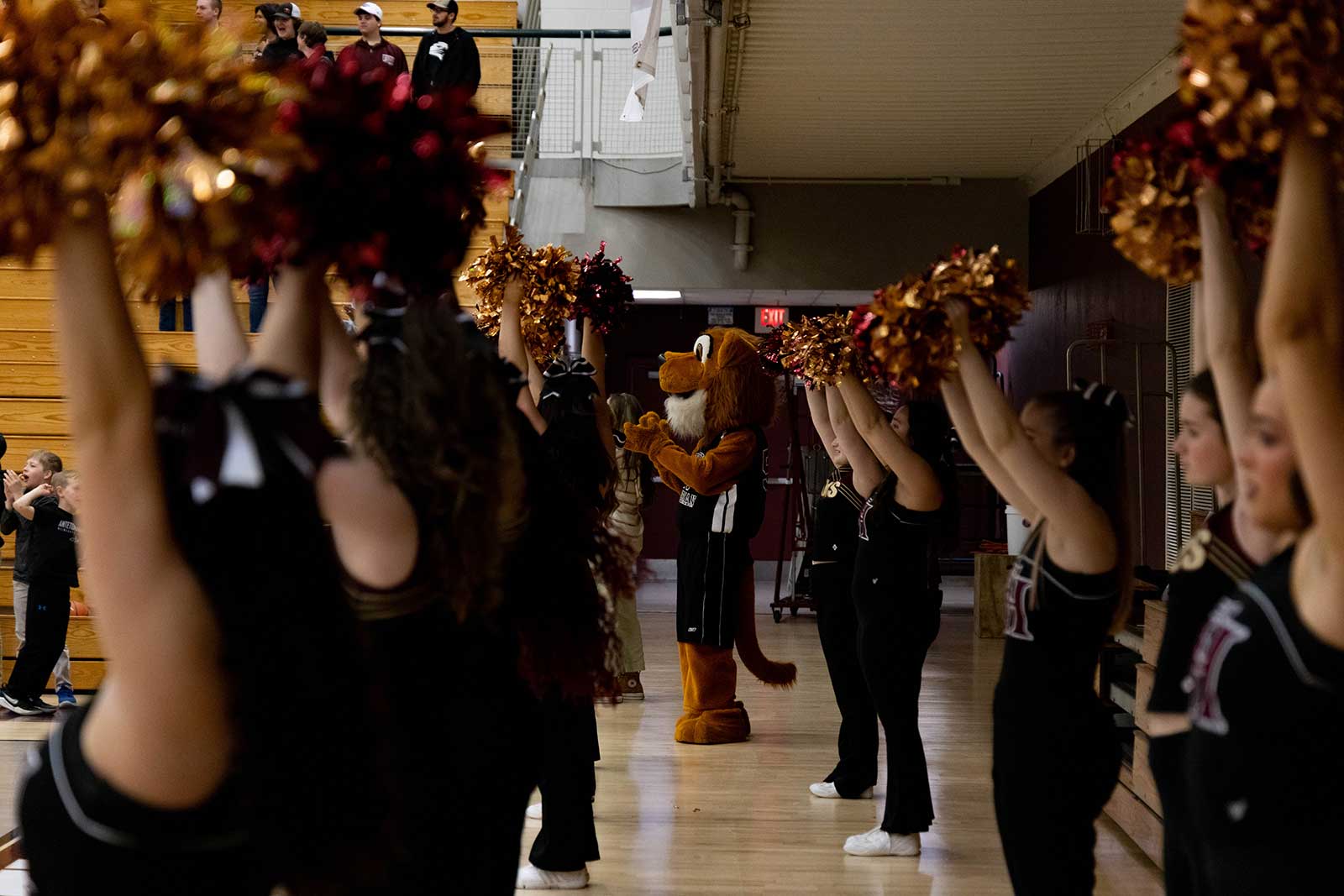 cheerleaders with mascot